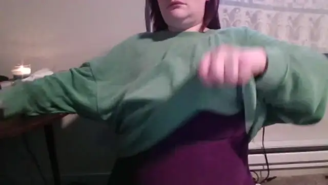 Snapshot of BeckiTooSweet chatting on 06/04/26, 10:27 BeckiTooSweet online show from 06/04/26, 10:27