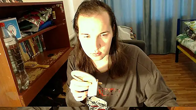 EvaMiron online show from 02/05/25, 05:20