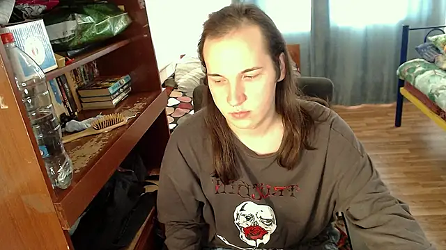 EvaMiron online show from 02/28/25, 10:52