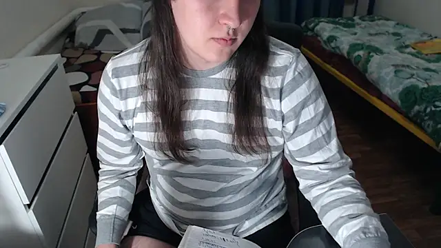 EvaMiron online show from 10/01/25, 04:57