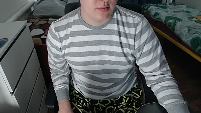 EvaMiron online show from 10/02/25, 09:16