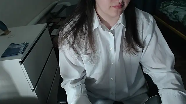 EvaMiron online show from 10/29/25, 01:02