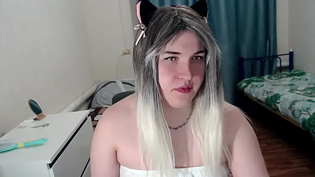 EvaMiron online show from 03/12/26, 09:10