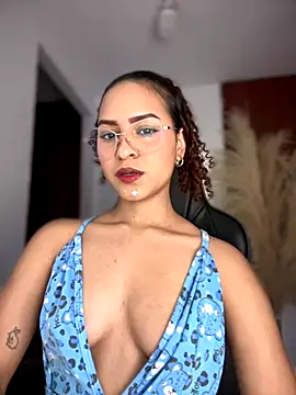 gretta kler1 online show from 11/03/25, 10:21