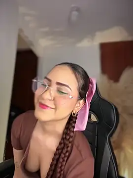 gretta kler1 online show from 03/27/26, 11:15