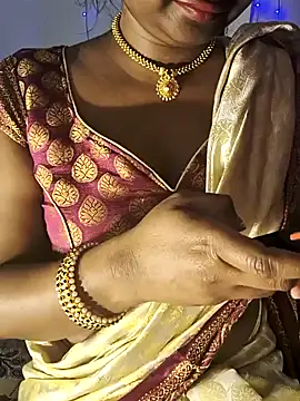 FANTASY QUEEN 07 online show from 03/07/25, 10:35