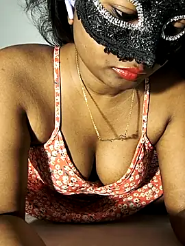 FANTASY QUEEN 07 online show from 11/04/25, 11:09