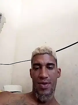 fieltoprj1 online show from 01/02/25, 02:57