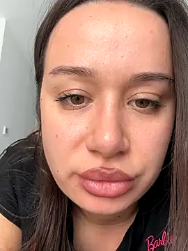 deliaroyal online show from 09/21/25, 01:35