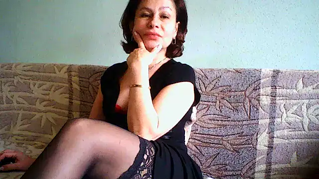 Snapshot of Mat_Elenore chatting on 03/02/25, 09:42 Mat Elenore online show from 03/02/25, 09:42