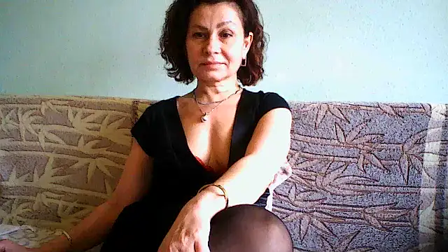 Snapshot of Mat_Elenore chatting on 03/14/25, 08:53 Mat Elenore online show from 03/14/25, 08:53