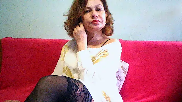 Snapshot of Mat_Elenore chatting on 12/16/25, 07:13 Mat Elenore online show from 12/16/25, 07:13