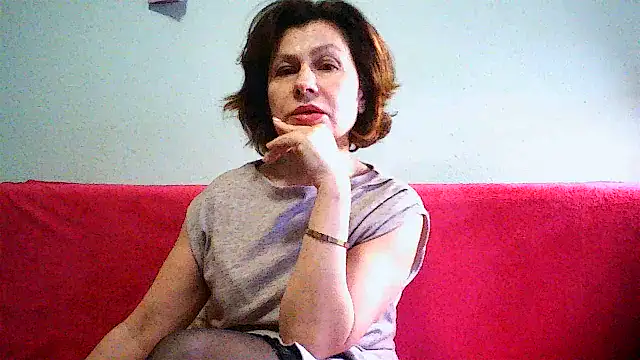 Snapshot of Mat_Elenore chatting on 02/12/26, 06:52 Mat Elenore online show from 02/12/26, 06:52