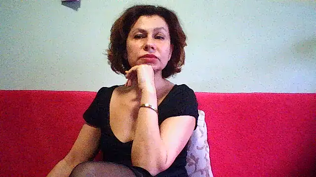 Snapshot of Mat_Elenore chatting on 02/26/26, 06:45 Mat Elenore online show from 02/26/26, 06:45