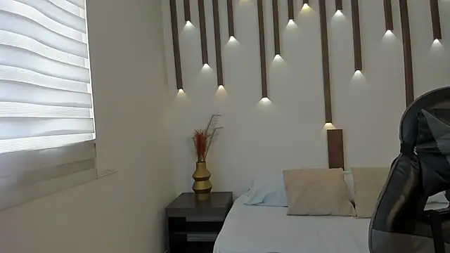 megan cooper28 online show from 12/17/25, 07:09