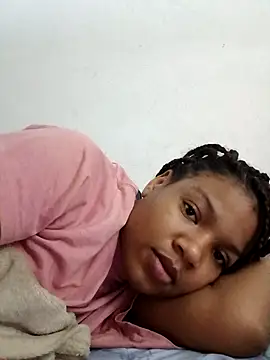 genesis moretz online show from 03/02/26, 09:27