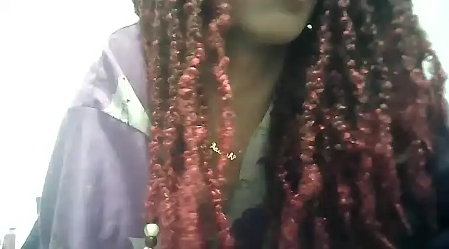 Snapshot of CaramelDipper chatting on 12/07/24, 11:56 CaramelDipper online show from 12/07/24, 11:56