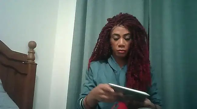 Snapshot of CaramelDipper chatting on 12/11/24, 11:54 CaramelDipper online show from 12/11/24, 11:54