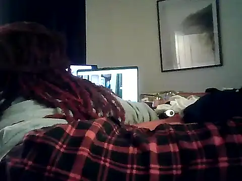 Snapshot of CaramelDipper chatting on 01/23/25, 07:11 CaramelDipper online show from 01/23/25, 07:11