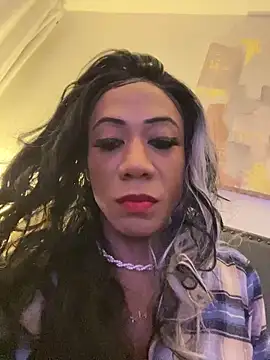 Snapshot of CaramelDipper chatting on 03/19/25, 10:44 CaramelDipper online show from 03/19/25, 10:44