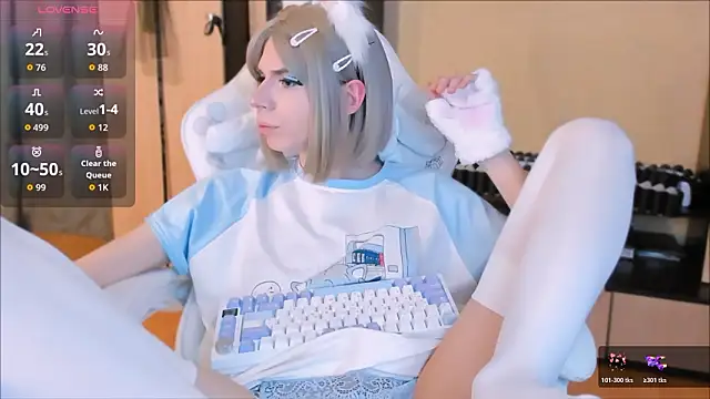 FemAlexa  online show from 02/17/26, 05:52