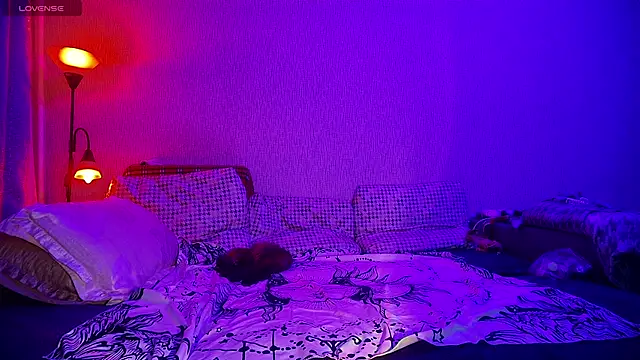 Snapshot of SandraBoyl chatting on 12/10/24, 02:16 SandraBoyl online show from 12/10/24, 02:16