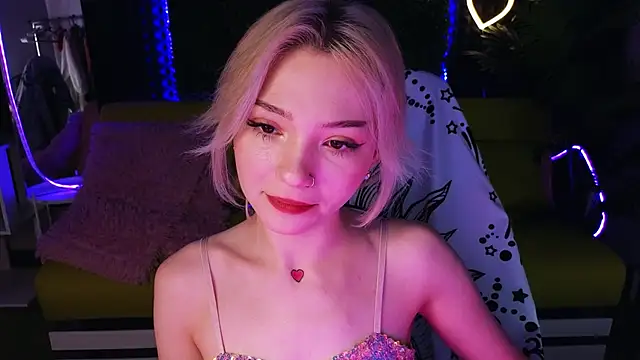 Snapshot of SandraBoyl chatting on 01/15/25, 01:02 SandraBoyl online show from 01/15/25, 01:02