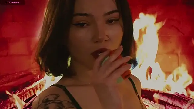 Snapshot of SandraBoyl chatting on 02/02/26, 02:10 SandraBoyl online show from 02/02/26, 02:10