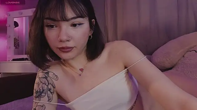 Snapshot of SandraBoyl chatting on 02/03/26, 02:21 SandraBoyl online show from 02/03/26, 02:21