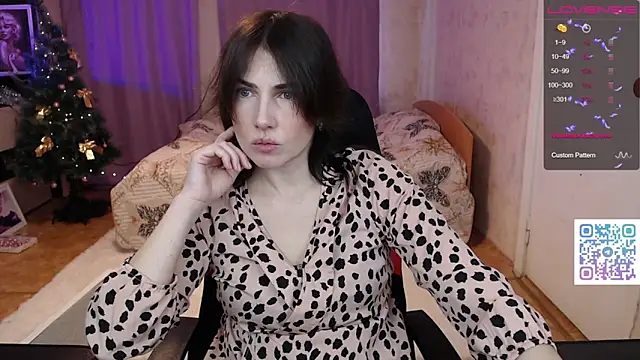 Daniela Cooperr online show from 01/15/26, 10:42