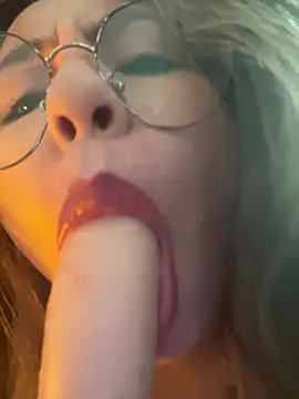 Snapshot of marie2_ chatting on 02/12/25, 03:16 marie2 online show from 02/12/25, 03:16