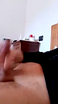 Snapshot of Anastasio33 chatting on 12/27/24, 11:28 Anastasio33 online show from 12/27/24, 11:28