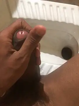 nakedlongcock online show from 04/20/26, 07:59