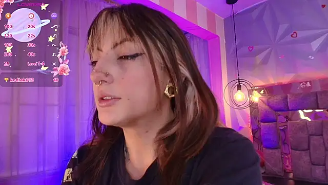 Snapshot of Candy_morgan412 chatting on 09/21/25, 11:56 Candy morgan412 online show from 09/21/25, 11:56