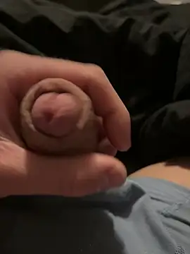 Snapshot of fuckdollflo chatting on 01/28/25, 08:04 fuckdollflo online show from 01/28/25, 08:04