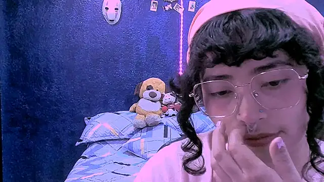 NinaYellow online show from 04/08/26, 12:27