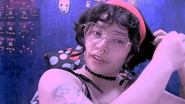 NinaYellow online show from 04/14/26, 12:55