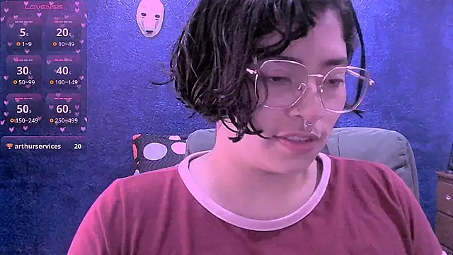 Snapshot of NinaYellow chatting on 06/22/26, 01:52 NinaYellow online show from 06/22/26, 01:52