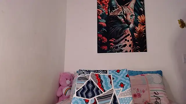 Snapshot of SINDYC chatting on 02/28/25, 02:20 SINDYC online show from 02/28/25, 02:20