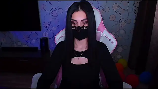   Yasmina   online show from 04/07/26, 04:57