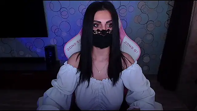 Snapshot of __Yasmina__ chatting on 05/29/26, 05:16 Yasmina online show from 05/29/26, 05:16