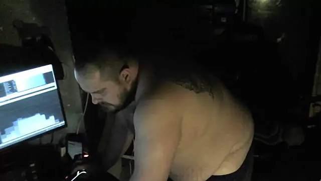 perversalus online show from 12/17/24, 01:29