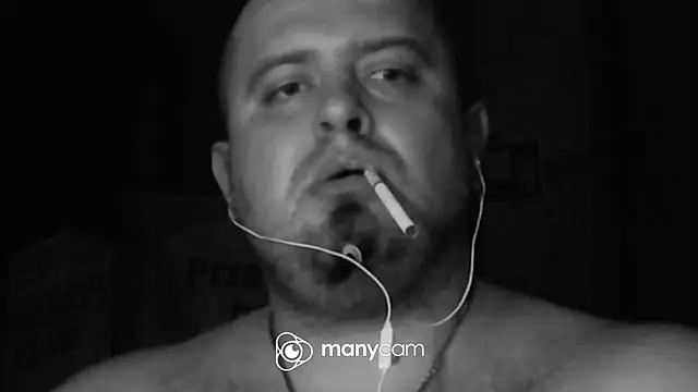 Snapshot of perversalus chatting on 02/08/25, 05:29 perversalus online show from 02/08/25, 05:29