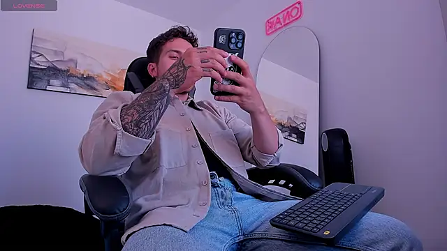 LucianSinclair online show from 01/18/25, 06:43