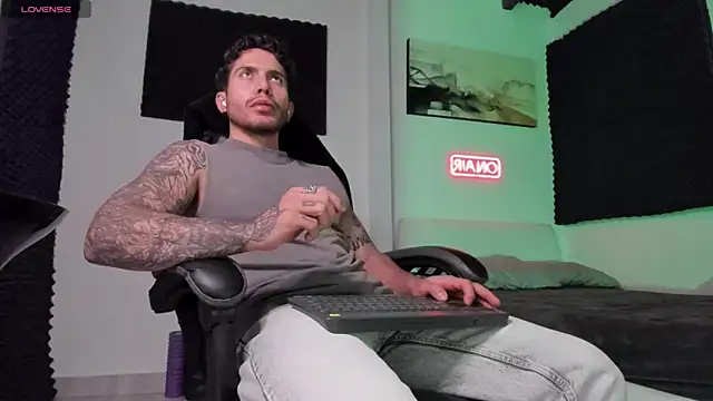 LucianSinclair online show from 11/20/25, 03:39