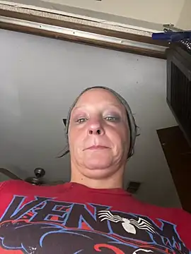 Everlyrose27 online show from 02/26/25, 03:41