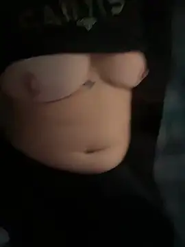 Everlyrose27 online show from 09/30/25, 02:22