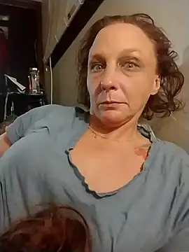 Everlyrose27 online show from 02/17/26, 01:46