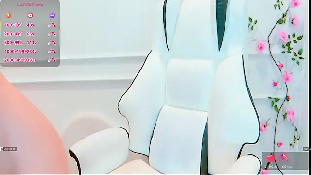 Snapshot of PimChanOK chatting on 05/31/26, 09:05 PimChanOK online show from 05/31/26, 09:05