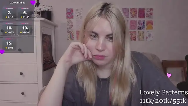 Snapshot of pawpaws chatting on 12/03/24, 02:16 pawpaws online show from 12/03/24, 02:16